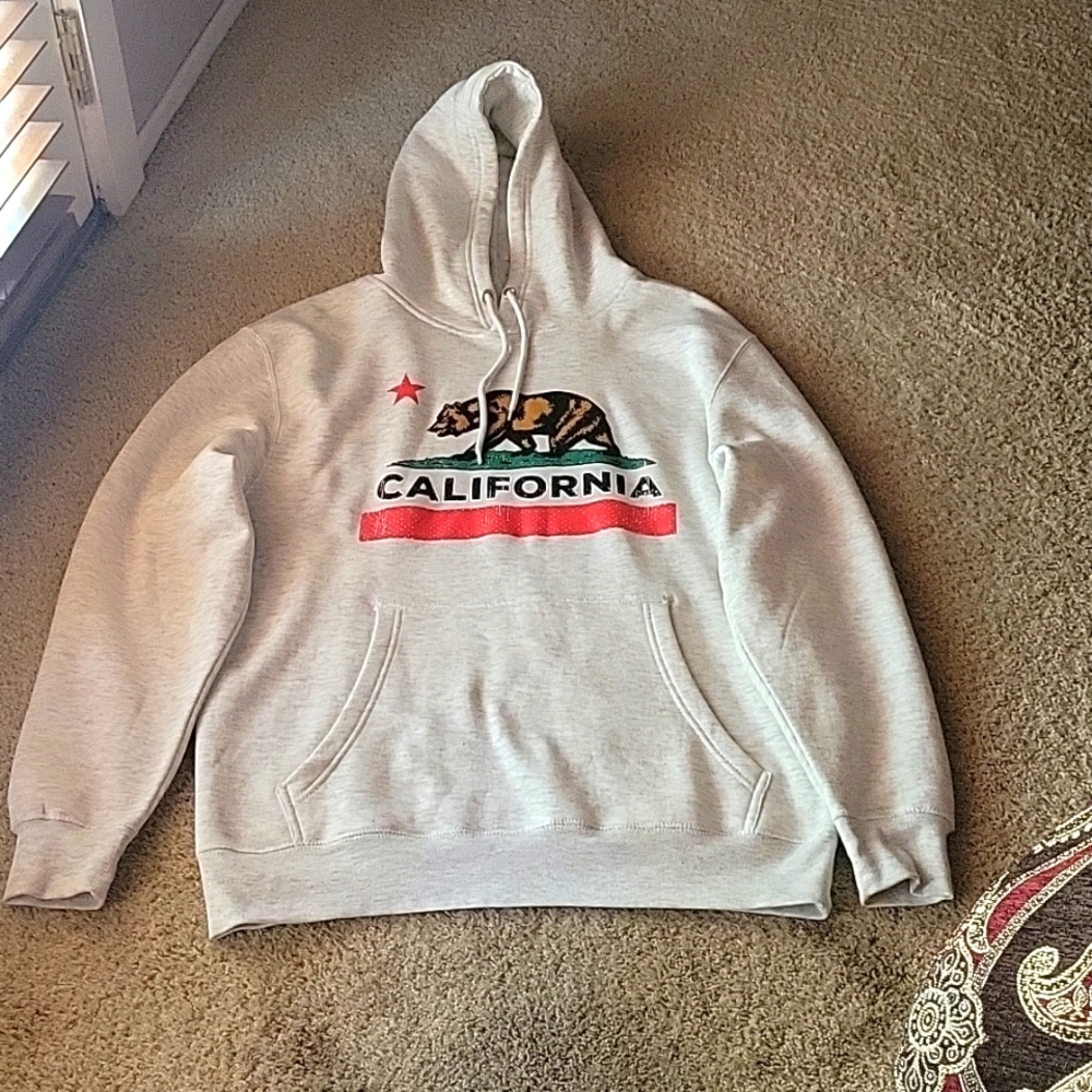 Men's sweatshirt